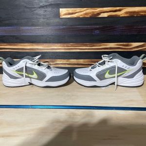 MENS NIKE AIR MONARCH SNEAKERS